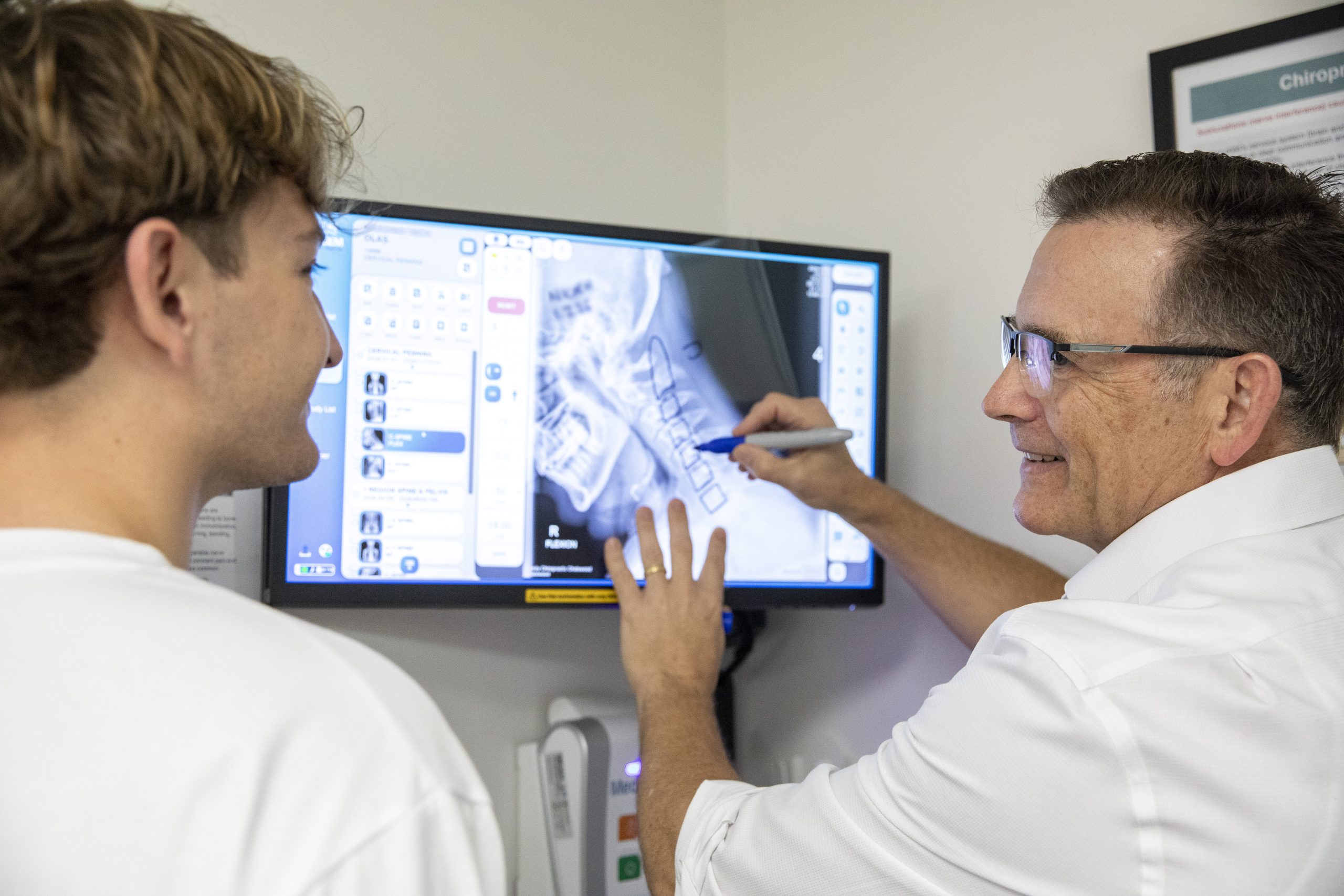 Family Chiropractic ChatswoodSpinal Xray Explain Chatswood chiropractor explaining the vagus nerve and nervous system function
